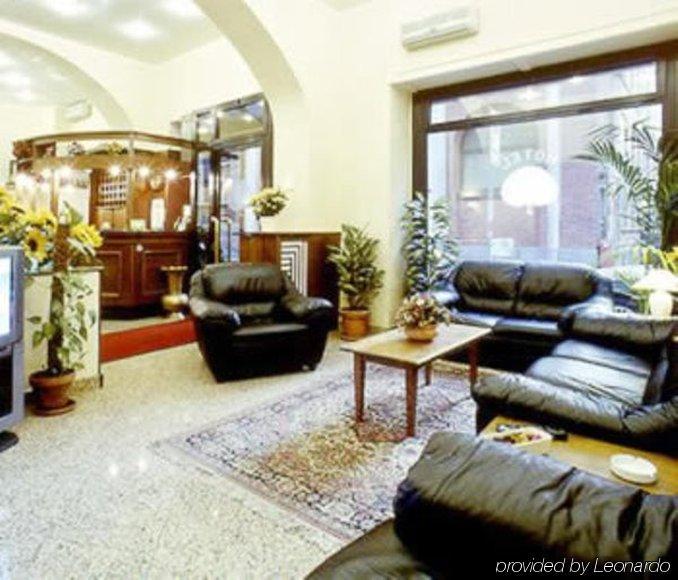 Hotel Pavone Milano Interno foto