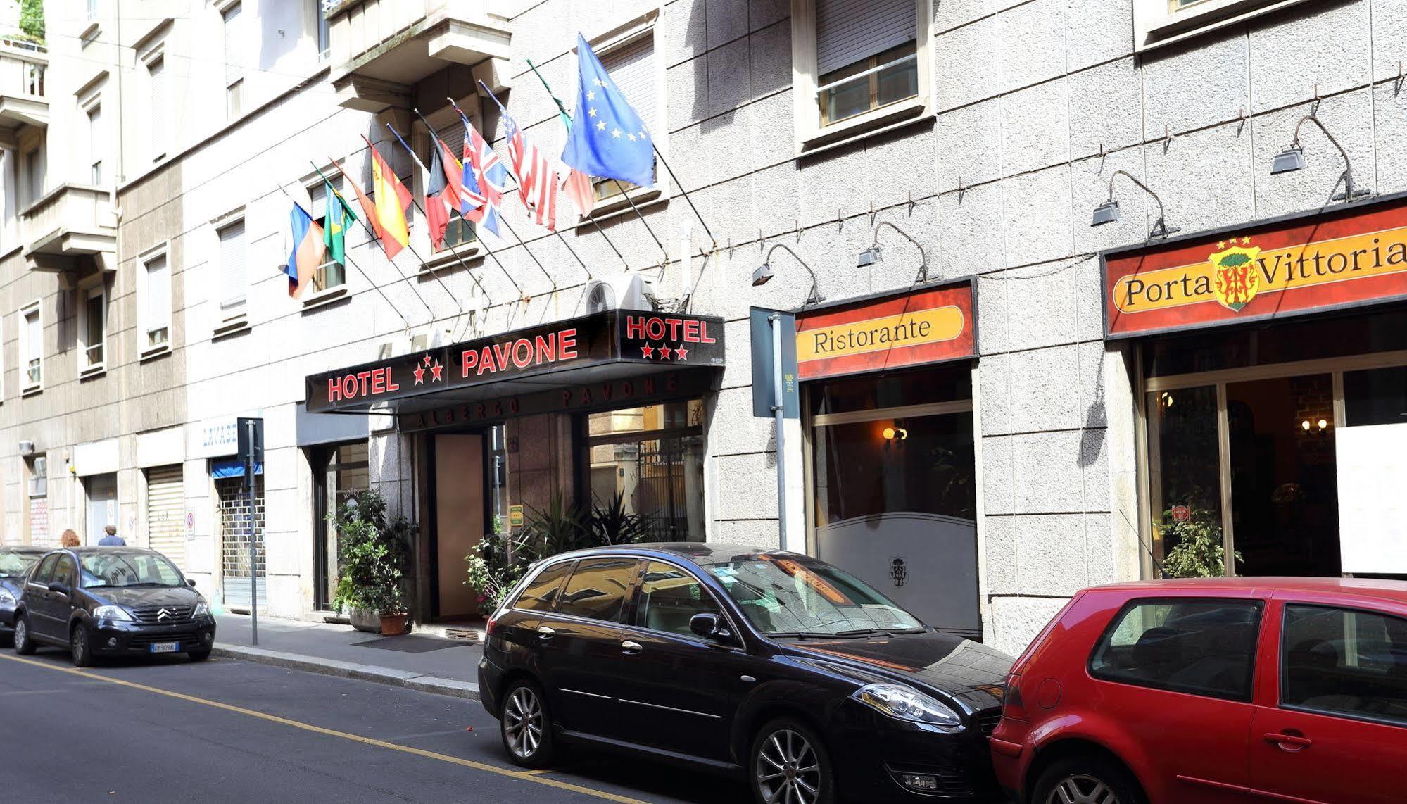 Hotel Pavone Milano Esterno foto